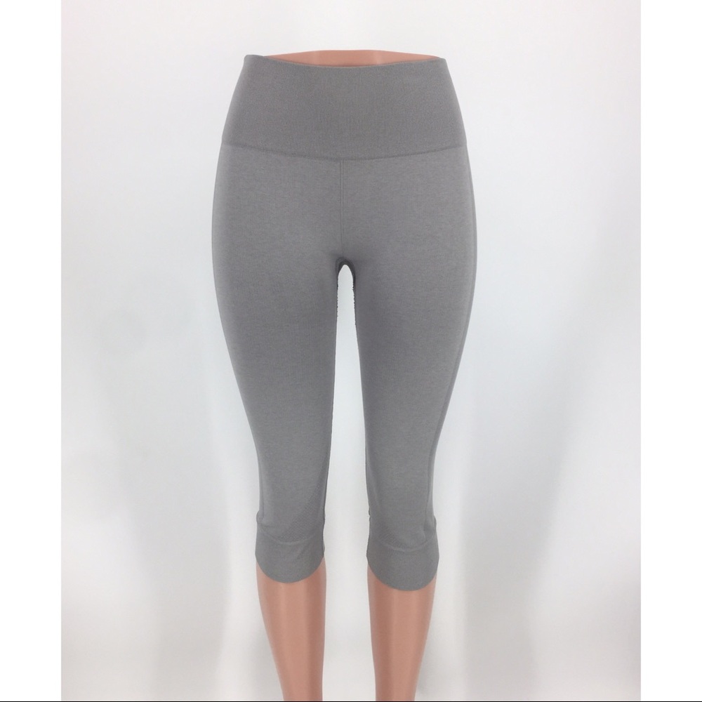 Lululemon Seamlessly Street Gray Legging